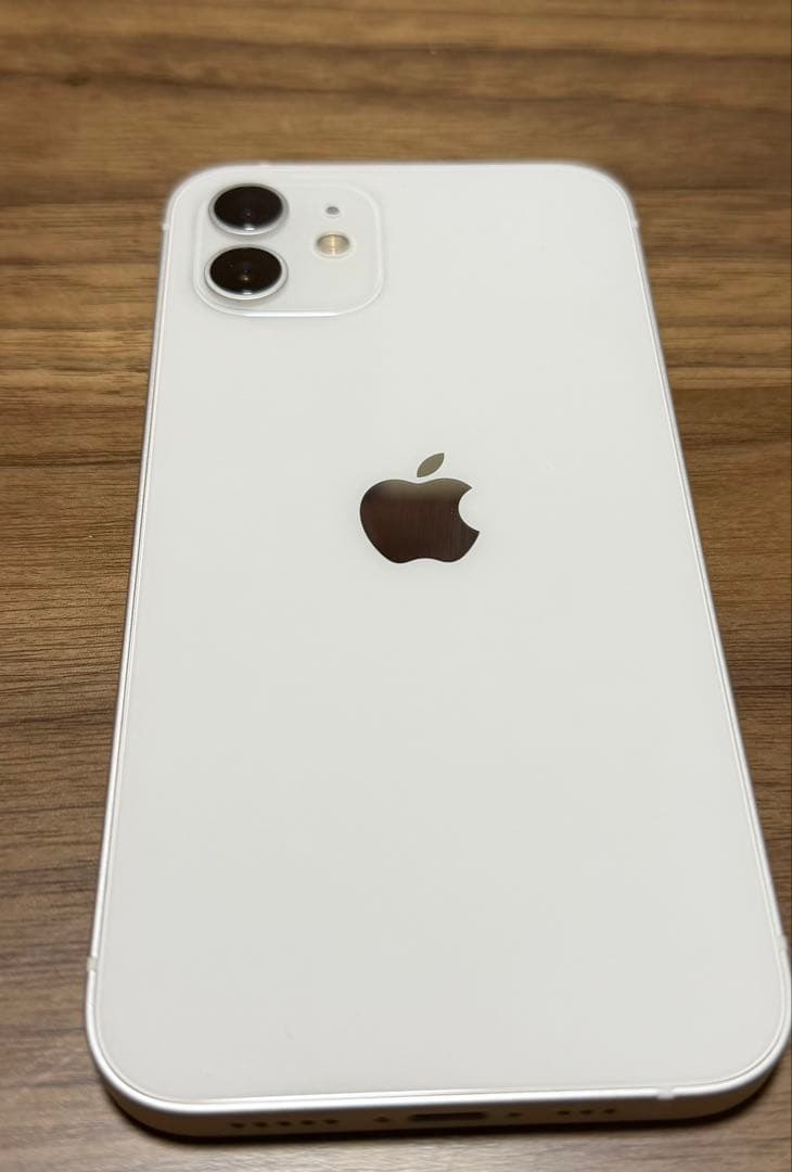 【美品】iPhone 12 ホワイト 64GB