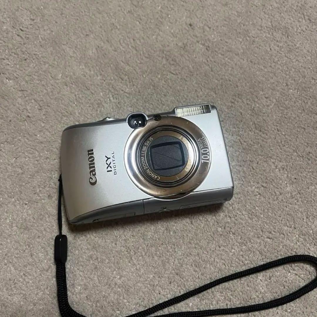 Canon IXY DIGITAL 820 IS 本体