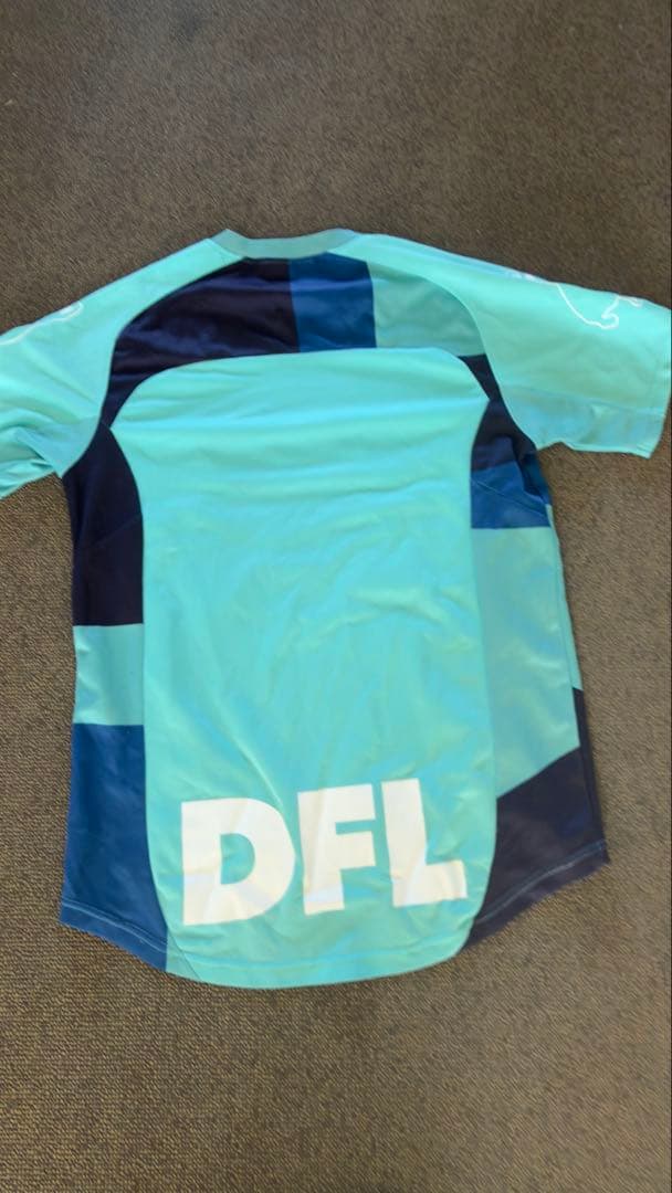 横浜FC支給品 練習着半袖