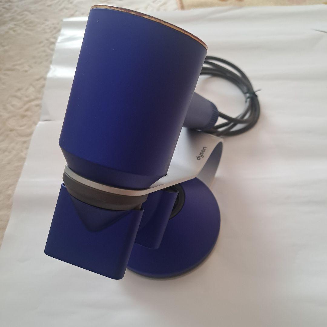 ダイソン　ドライヤー　スタンド付き