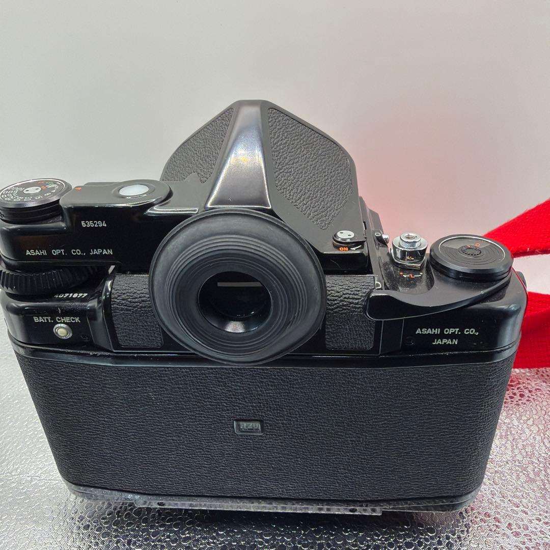 と*ー様 Pentax 6X7 ブラック ボディ　ウッドハンドル付き
