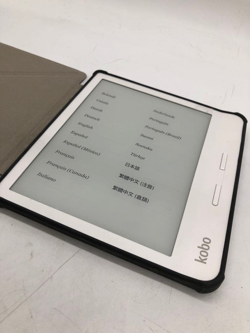 9r50 美品 楽天 kobo libra H2O ホワイト 電子書籍リーダー