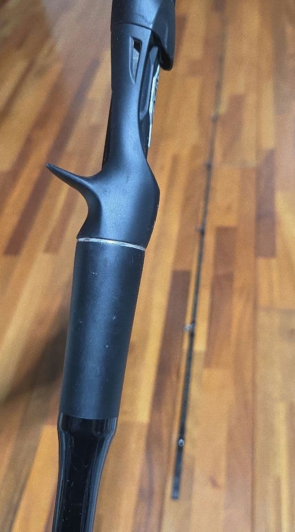 シマノ　18ポイズンアドレナ 172H-2　センターカット