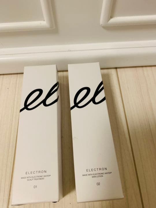 ご確認用売約済み　定価198000円　電気バリブラシ　化粧水6500円