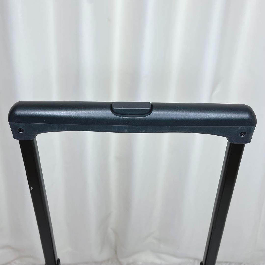 ✨新品級✨SWANY スワニー　キャリーカー　エナメル ブラック　総柄