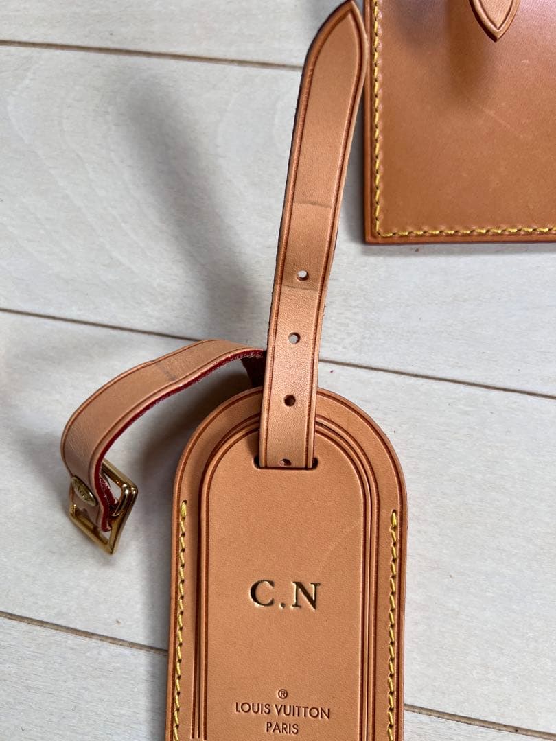 LOUIS VUITTON ヌメ革ネームタグ　4点セット