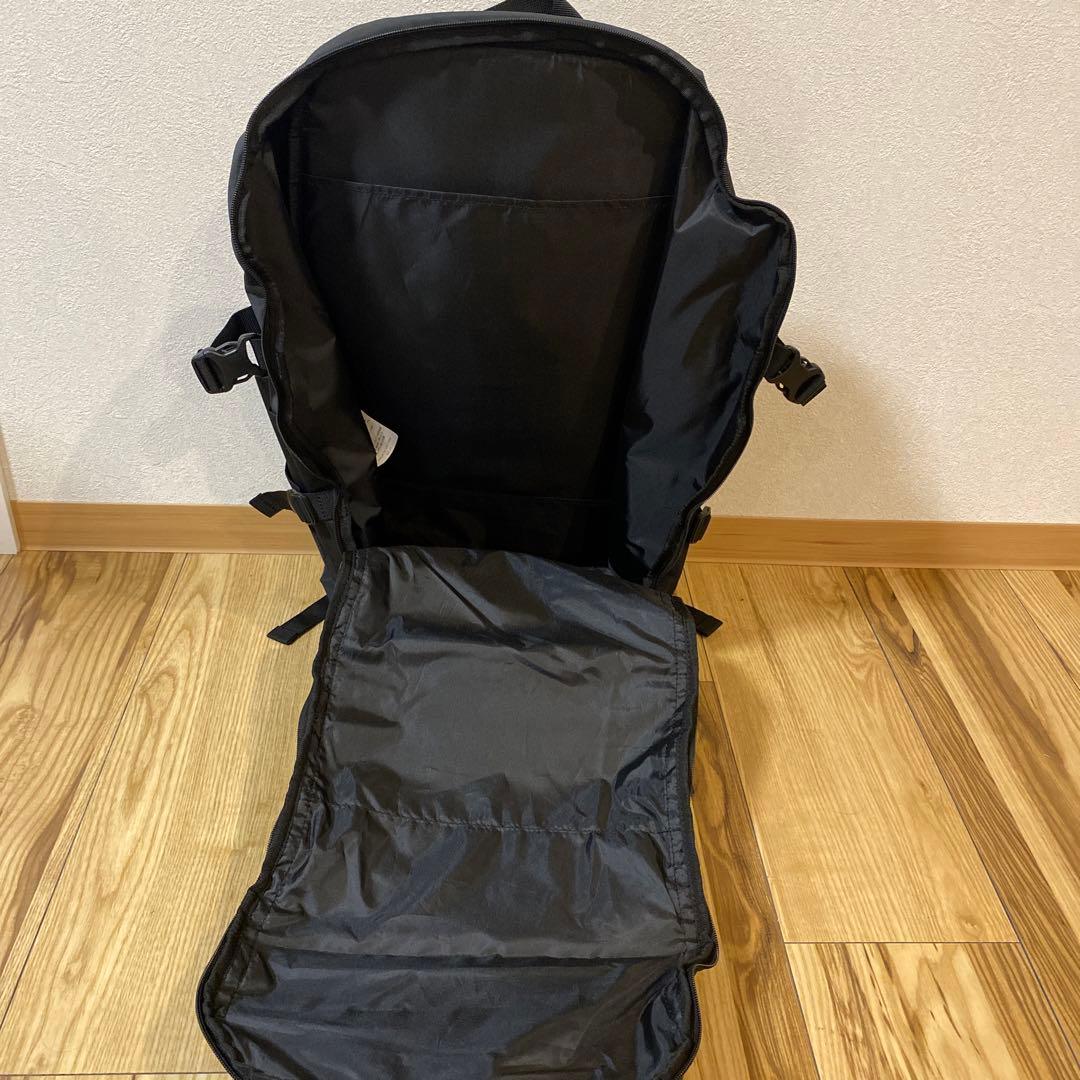 〈新品〉読売ジャイアンツ　ブラック　オーセンティック バックパック 黒 ブラック