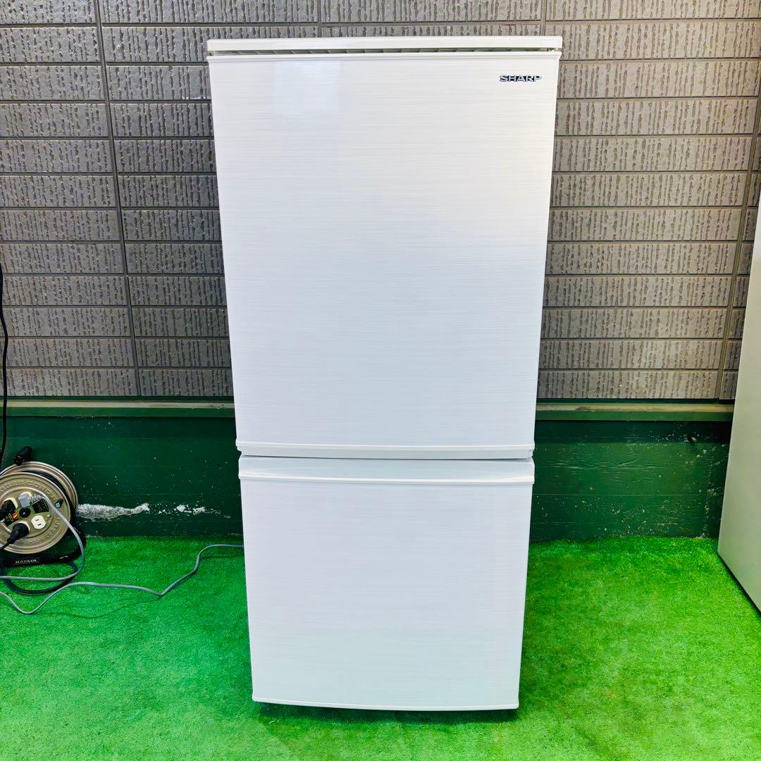 SHARP 137L 冷蔵庫 一人暮らし 人気モデル【地域限定配送無料】