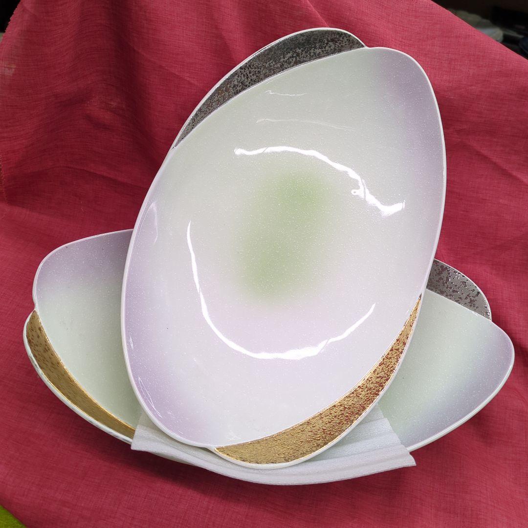 金銀彩　高台大盛り鉢　２枚　高台 大皿　華山窯　楕円皿　日本料理