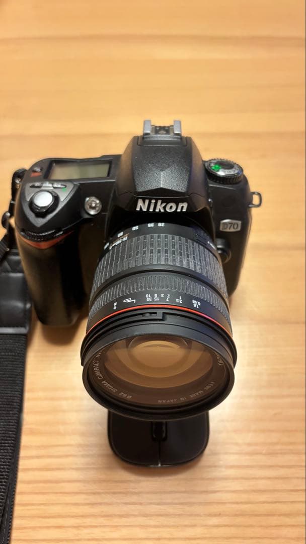 【早い者勝ち】Nikon D70デジタル一眼レフカメラ