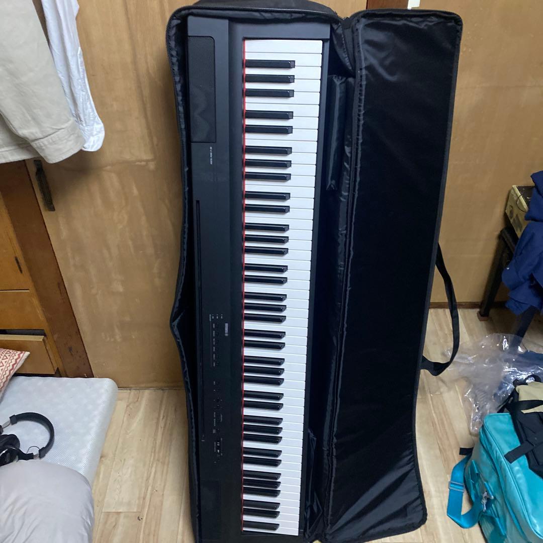 Yamaha P-125 専用ケース付き