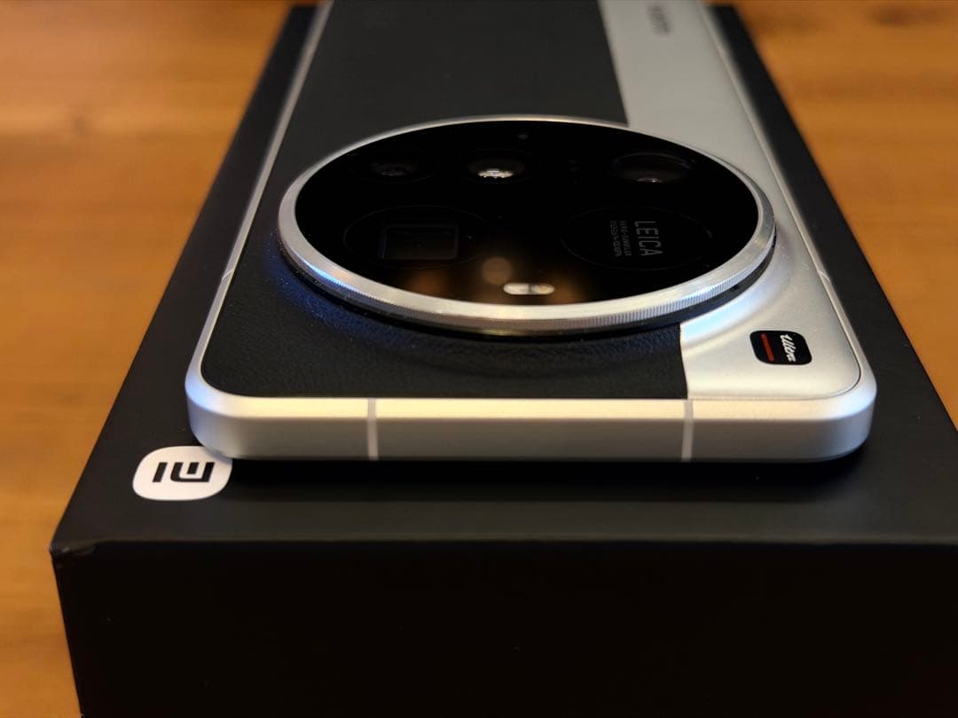 Xiaomi 15 Ultra 国内版 16GB/512GB シルバークローム