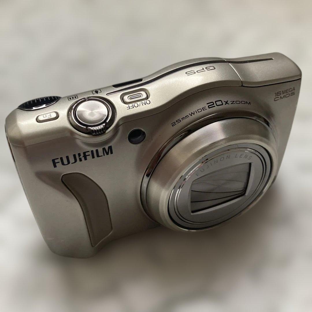 美品　FUJIFILM FinePix F770EXR コンパクトデジタルカメラ
