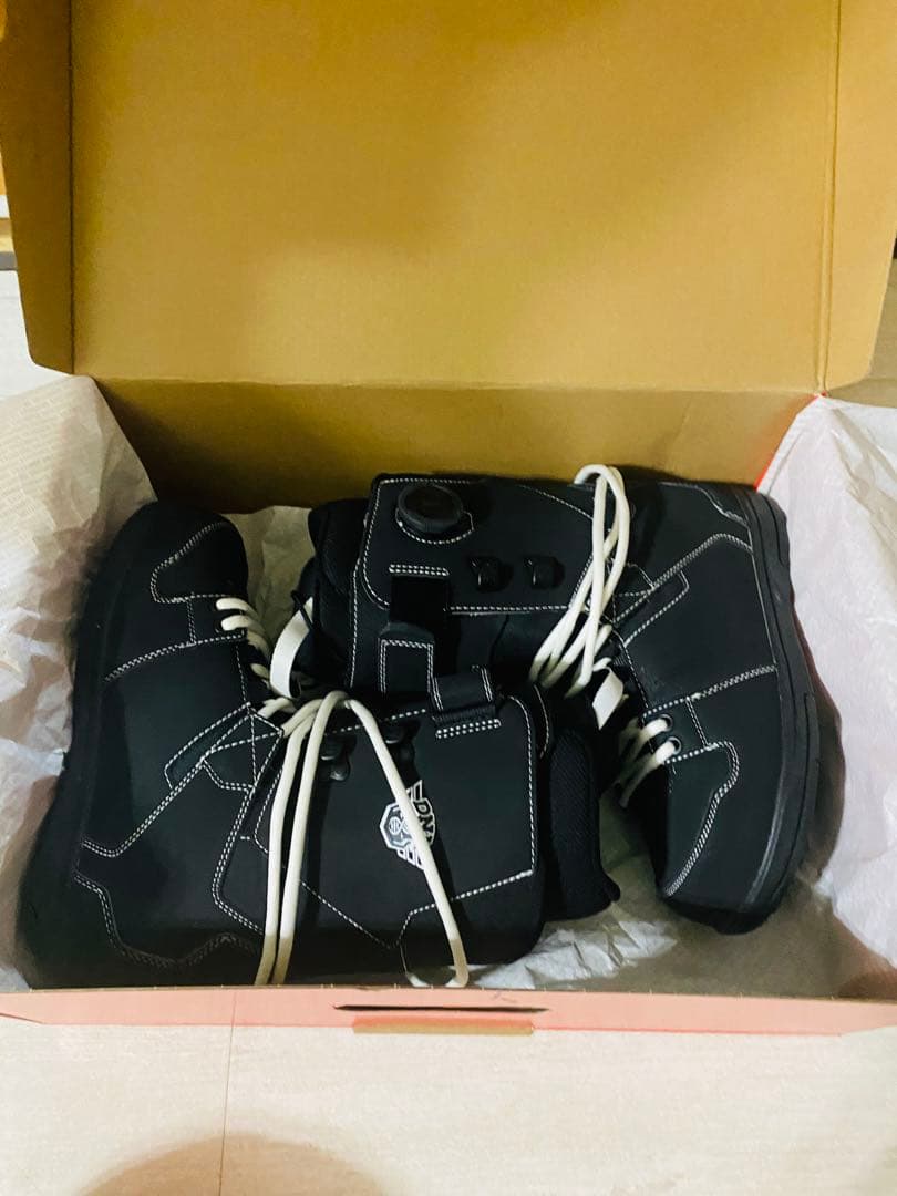 24-25シーズンDEELUXE DNA スノーボードブーツ 25.5cm