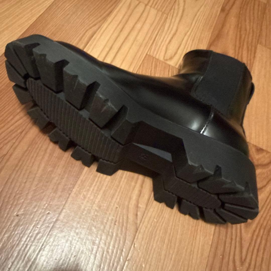 【 ZARA 】 チャンキートラックソール チェルシーブーツ （42）