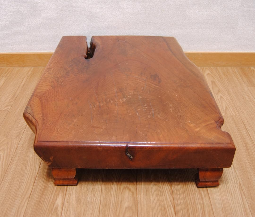 欅？ の花台  木　敷台  一枚板　テーブル 板厚６ｃｍ