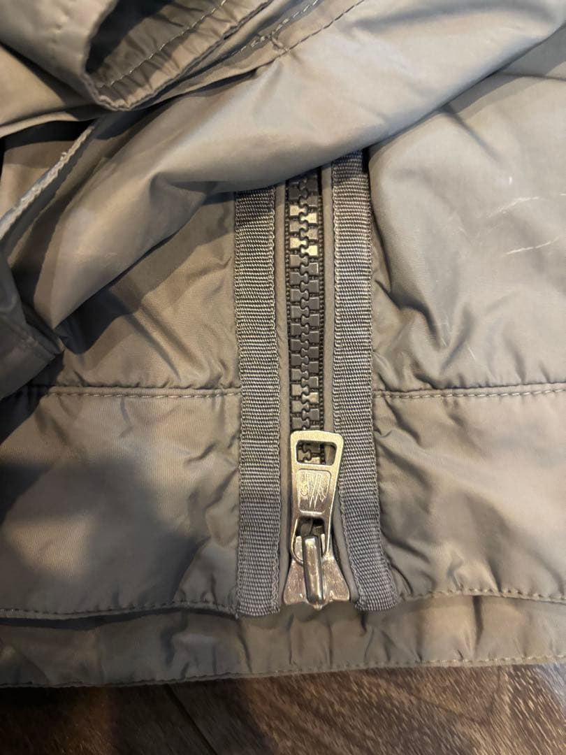 MONCLER グレー ナイロンジャケット