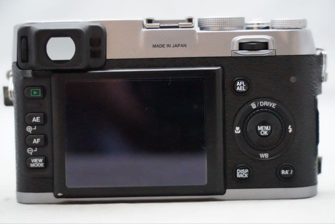 ☆希少な初代機☆ フジフィルム X100 フジノン 23㎜ F=1:2 実用品