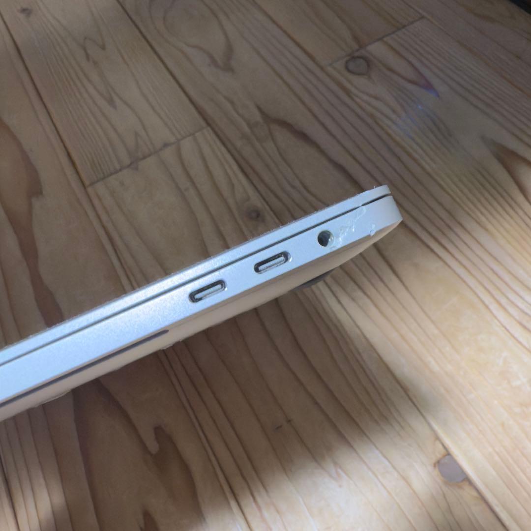 MacBook Pro intel core i9本体