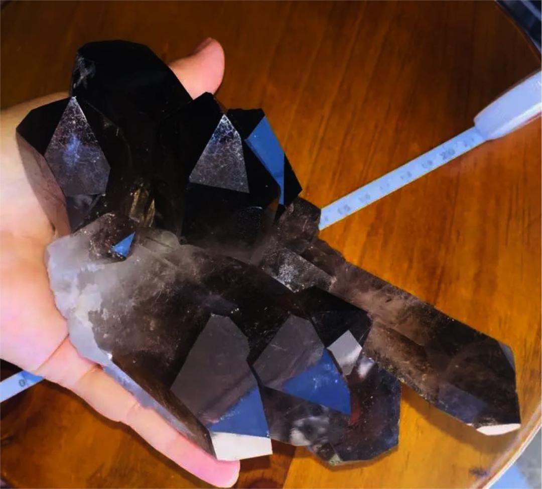 100％ ナチュラル ブラジル・コリント 産の水晶グレークラスター