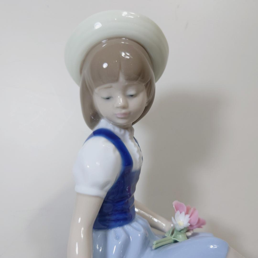 リヤドロ 【LLADRO】野の花とともに/1287 廃盤 フィギュリンスペイン製