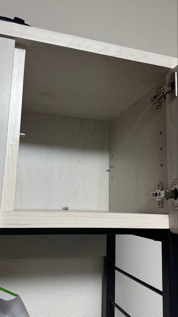 ホワイト木製キッチンカウンター