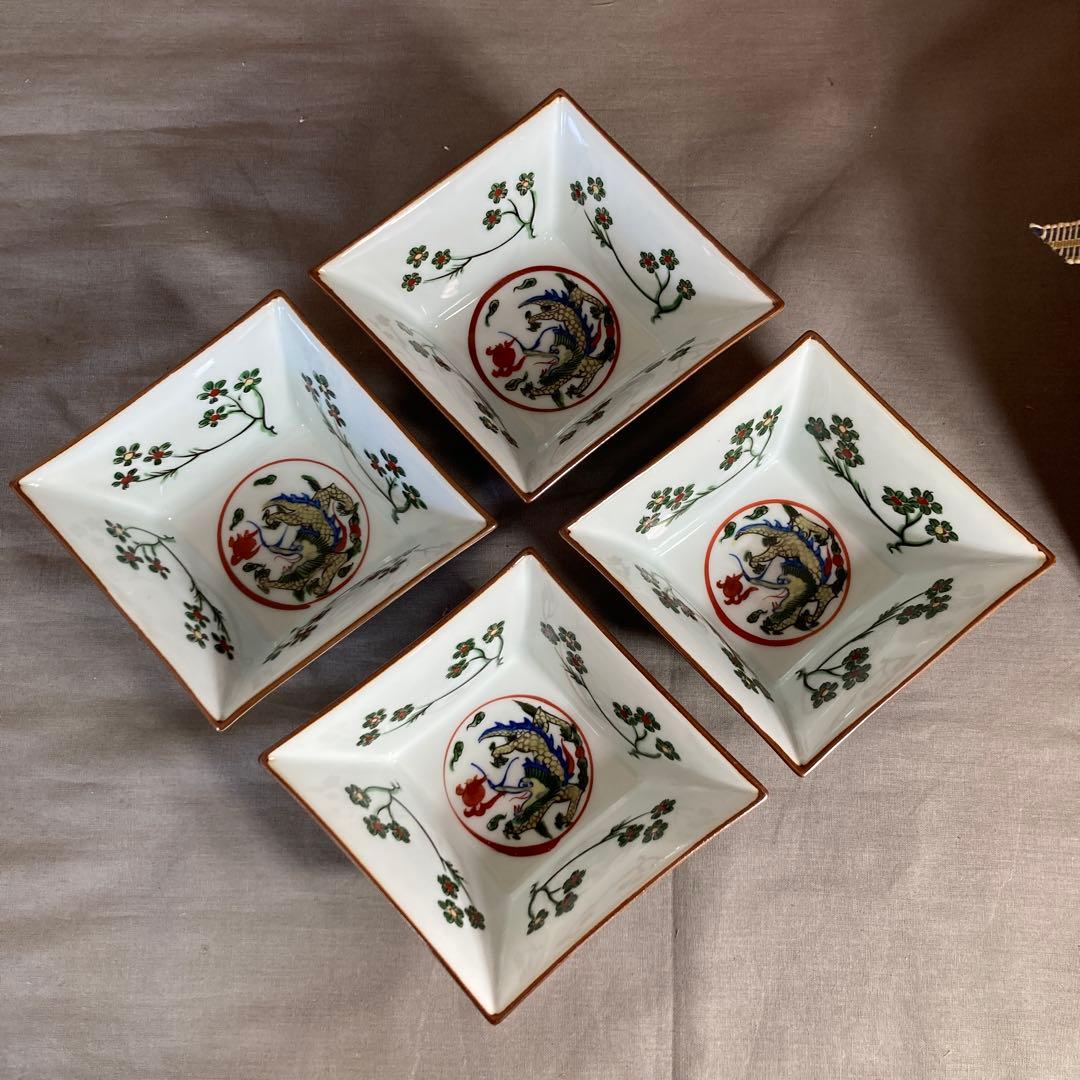 【100さん専用】古伊万里の伝統　舘林源右衛門作　錦古伊万里万暦龍絵　小鉢四個