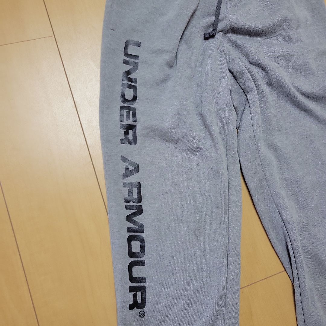 アンダーアーマー　トレーニング上下