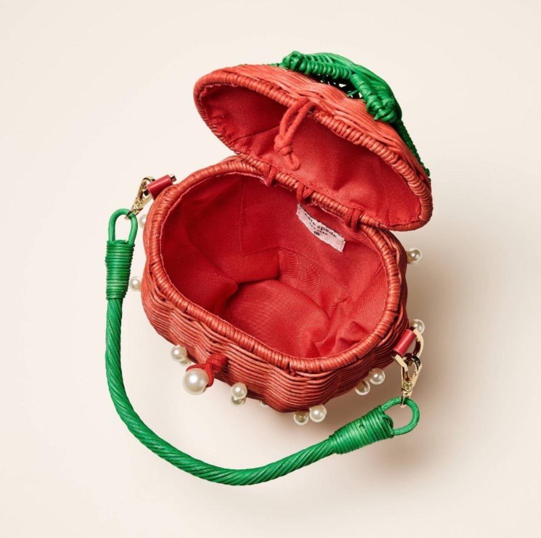 【完売品】限定販売⭐︎ kate spade イチゴ型パールかごバッグ