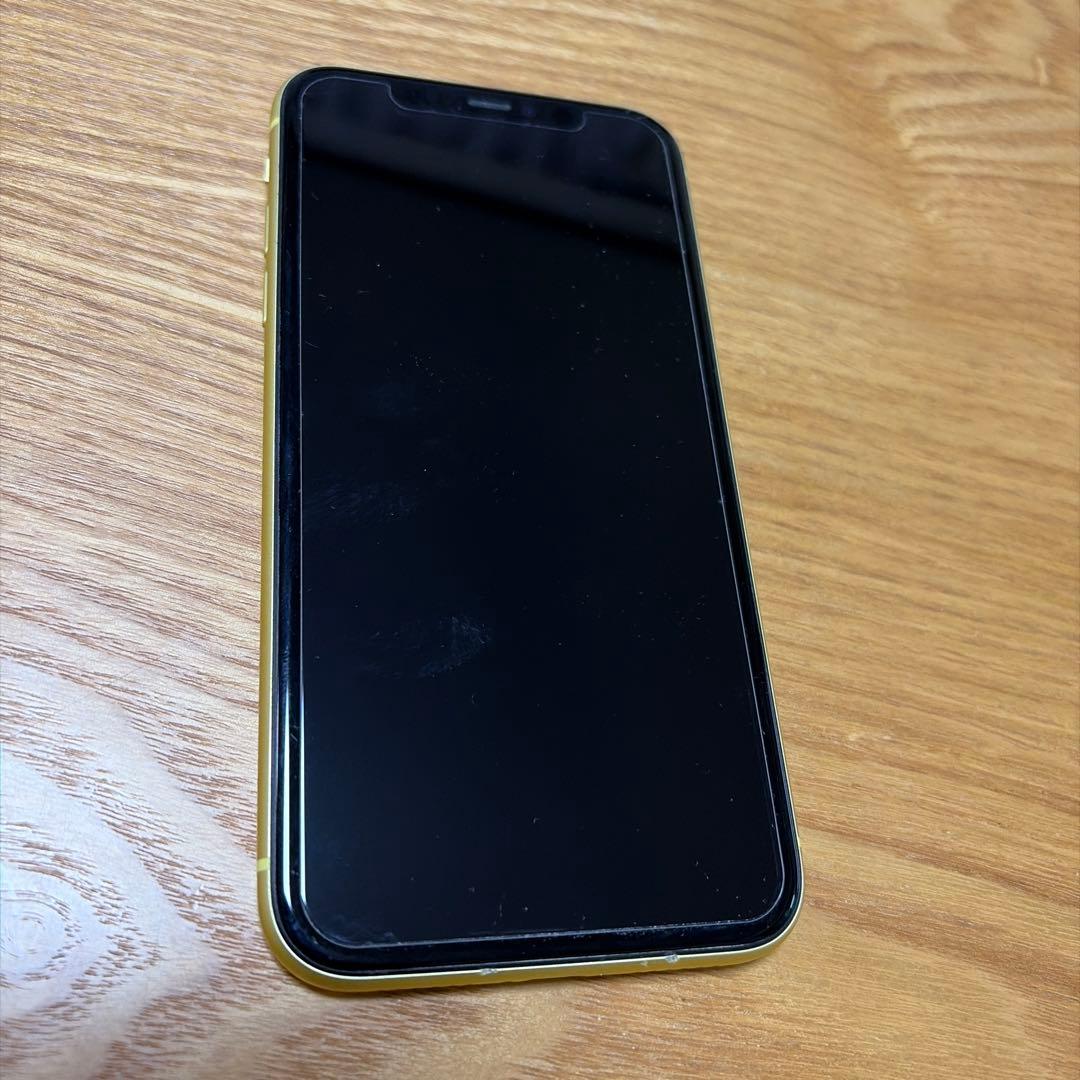 iPhone11 256GB レンズヒビ有り　使用に問題はないですが難あり