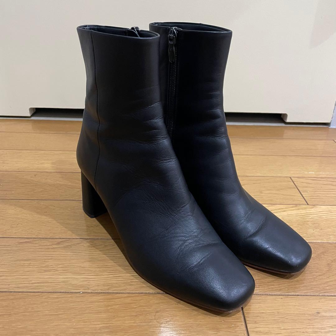 DIANA ショートブーツ