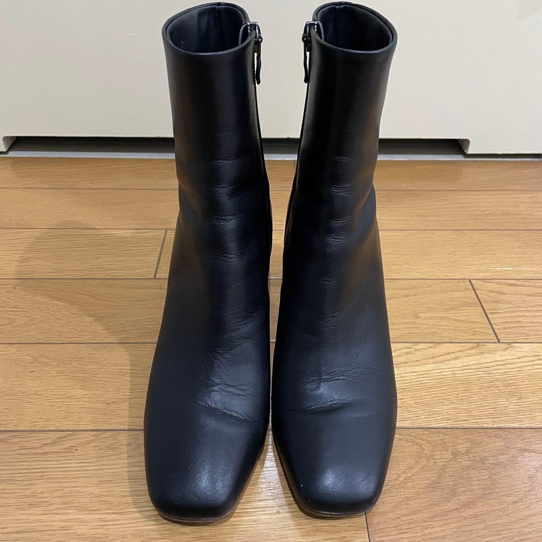 DIANA ショートブーツ