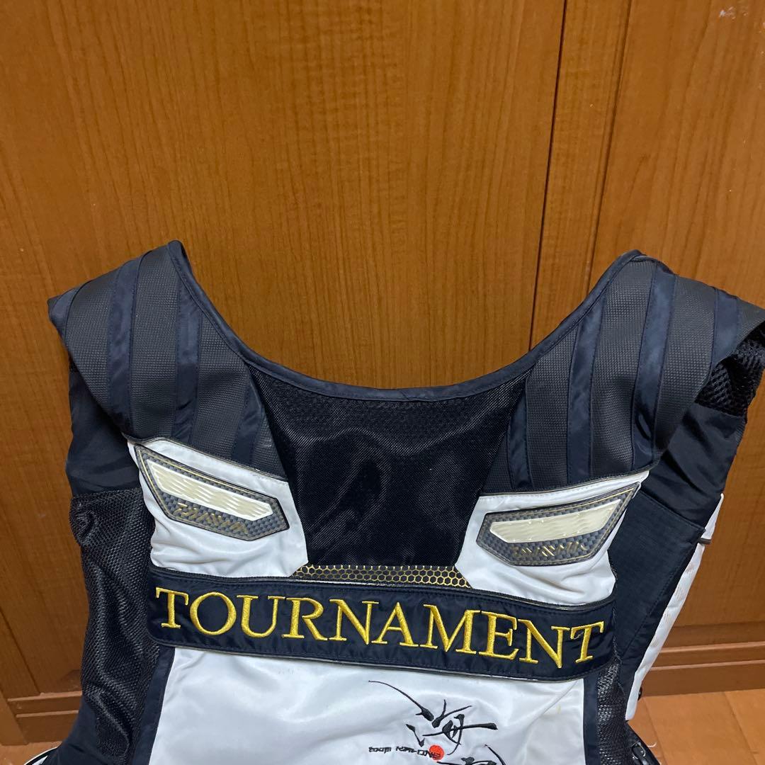 ダイワ ライフジャケット ホワイト/ブラック