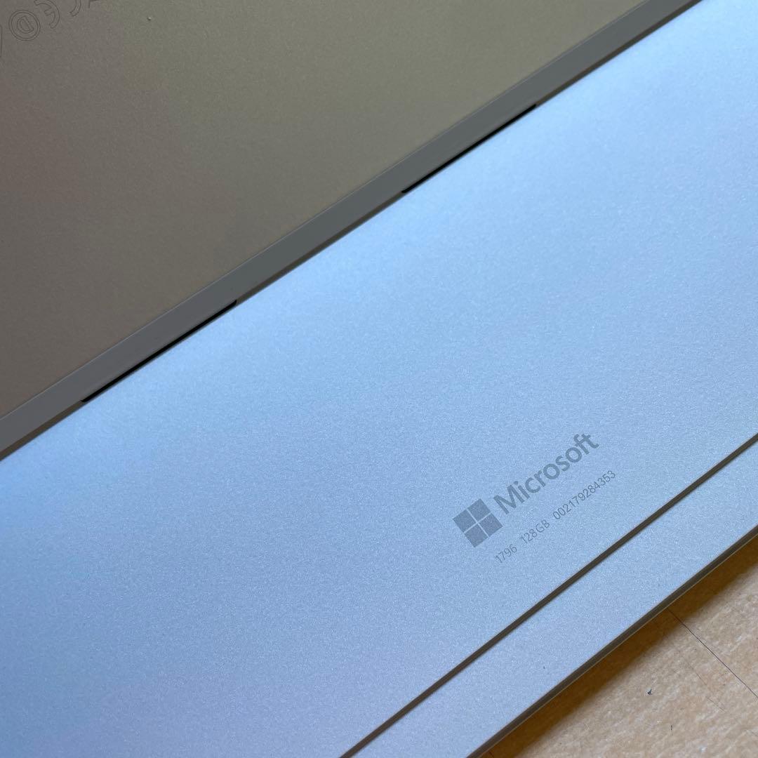 Surface Pro 6 1796 SSD128GB メモリー8GB 美品