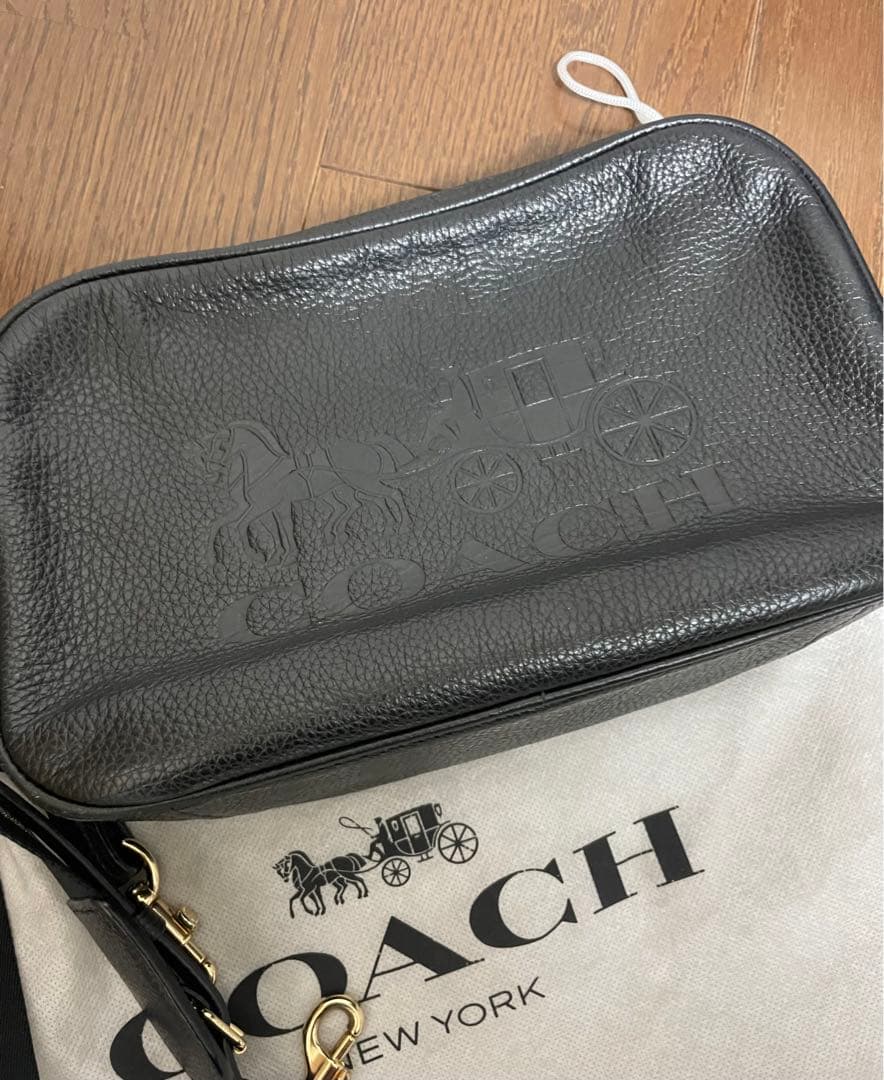 COACH コーチ 馬車ロゴカメラバッグ ショルダーバッグレザー F75818