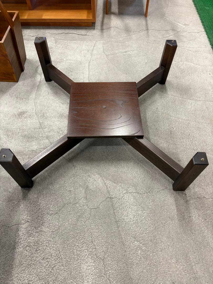 囲炉裏　ダイニング　座卓　天然木　無垢材　南部鉄