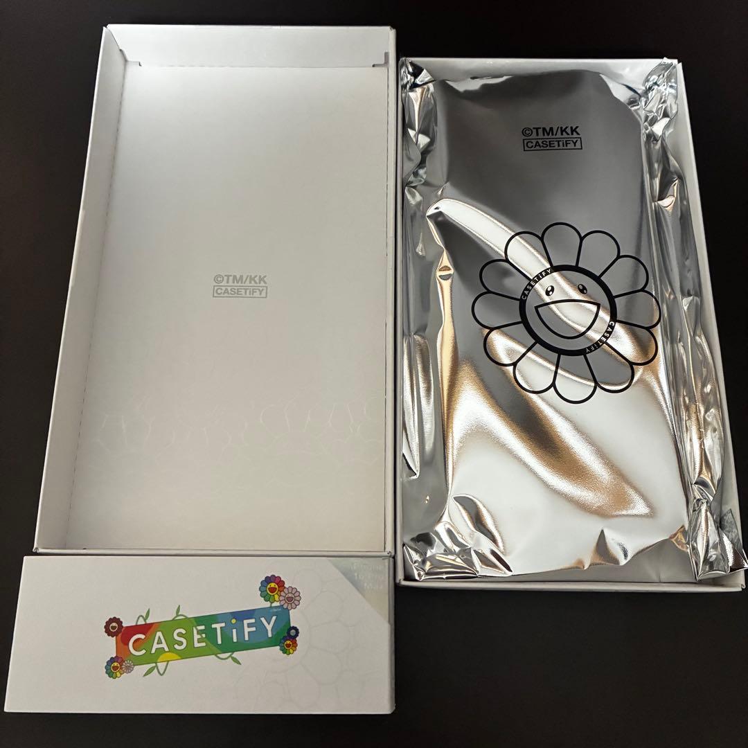 【村上隆 x CASETiFY】FLOWERS BLOOM フィギア BLUE