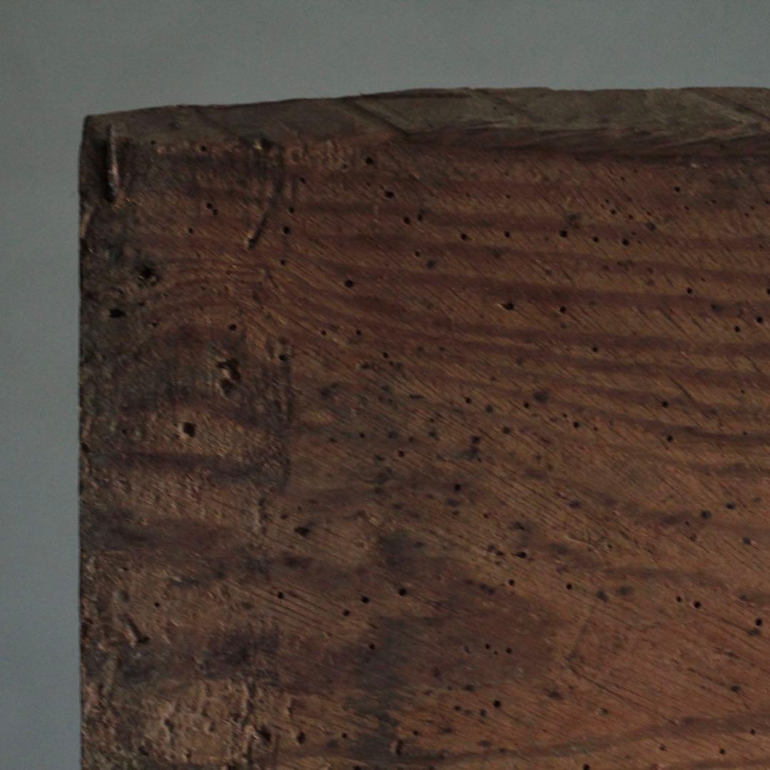 枯れ板 松の 古材 敷板 徳利と盃をのせて独酌の盆として 古道具 アンティーク