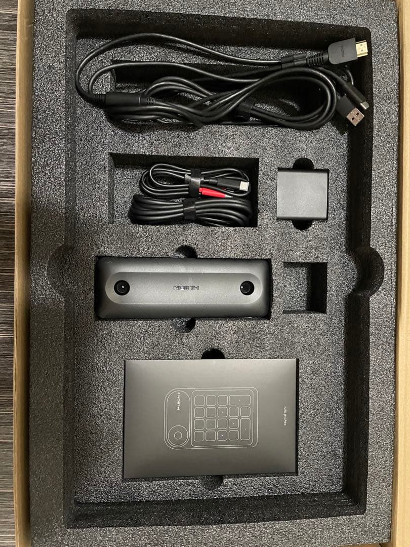 HUION KANVAS Pro 19 4ｋ液晶ペンタブレット本体