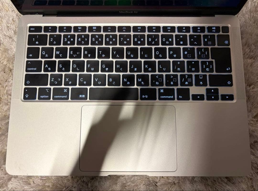 Apple MacBook 本体 充電器付き