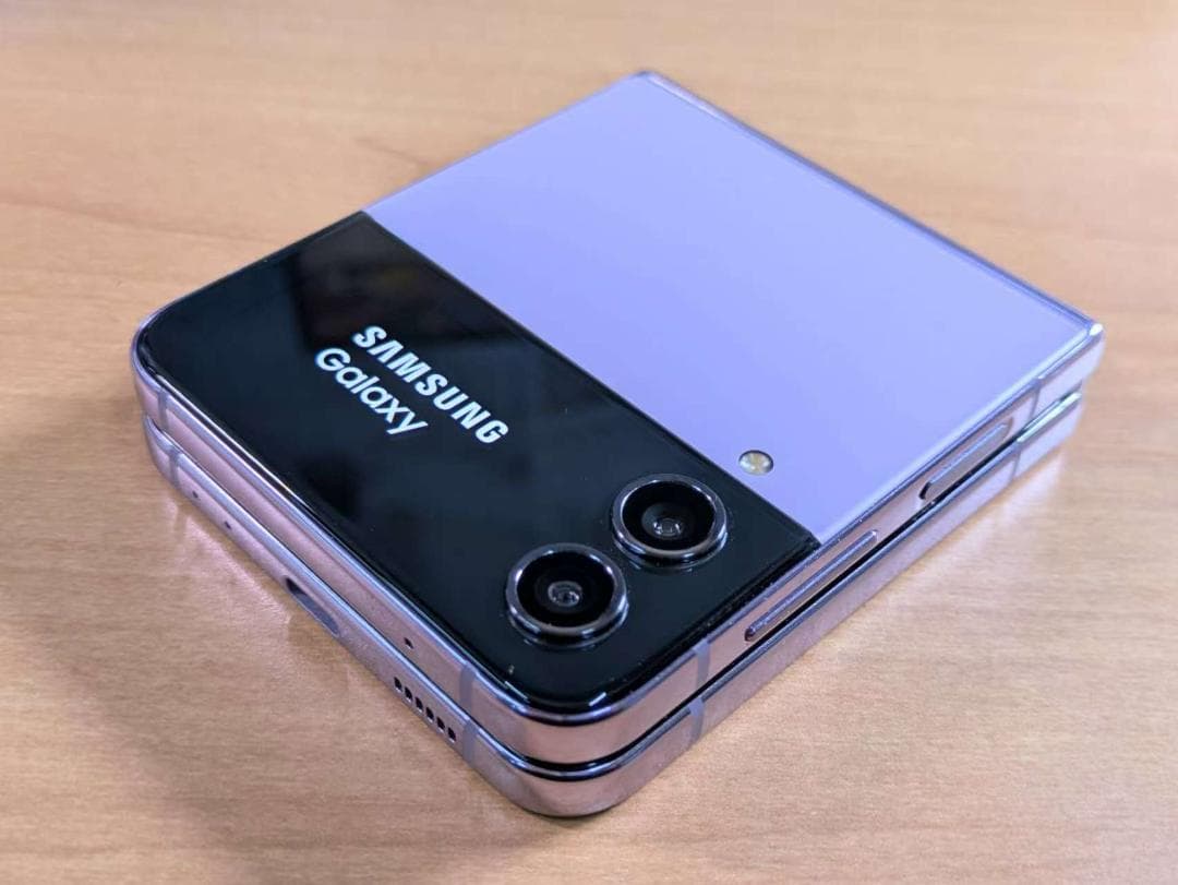 スマートフォン本体 011600G Galaxy Z Flip4 SCG17 128GB