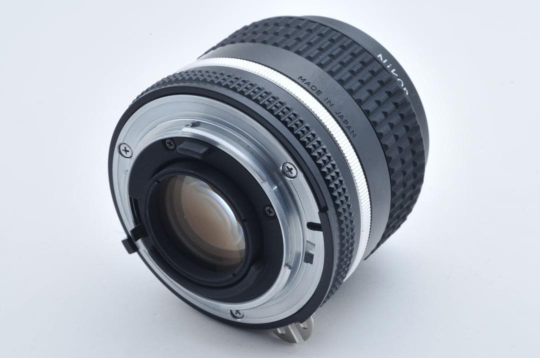 ■新品級■ ニコン Nikon 35ｍｍ F2 Ai-s ≪油染み無し≫