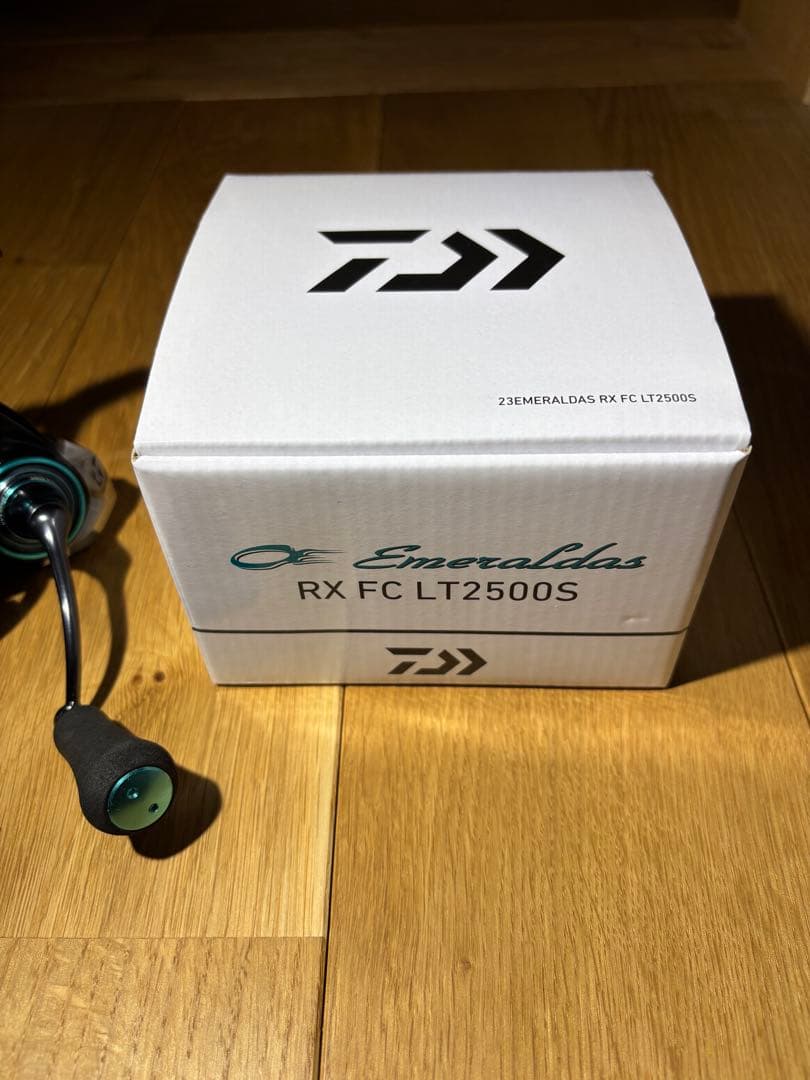 エメラルダス RX FC LT2500S スピニングリール