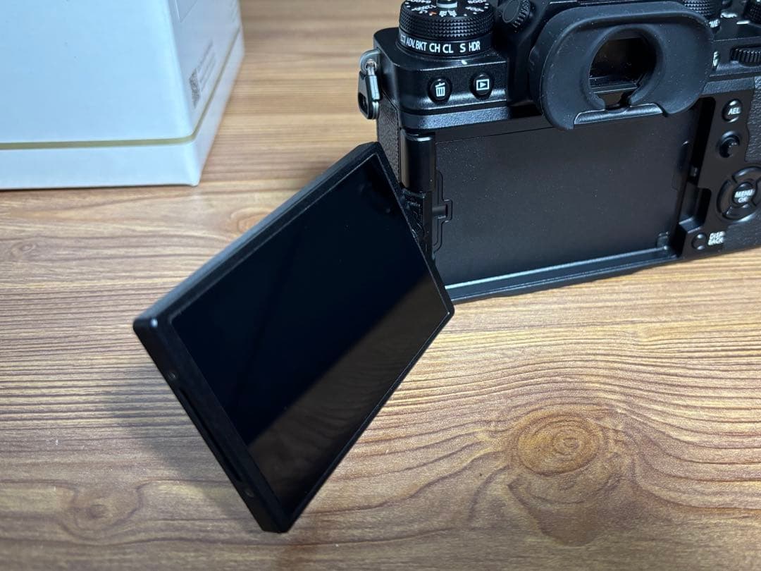 m*1様 【最終価格】Fujifilm XT4 富士フイルム　タムロン18-30