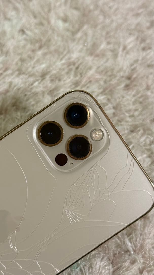 S*n様 Apple iPhone 12 Pro 256GB ゴールド