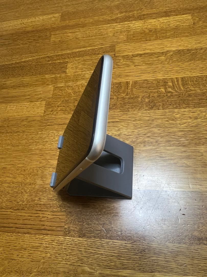 iPhone SE 第二世代 128GB ホワイト