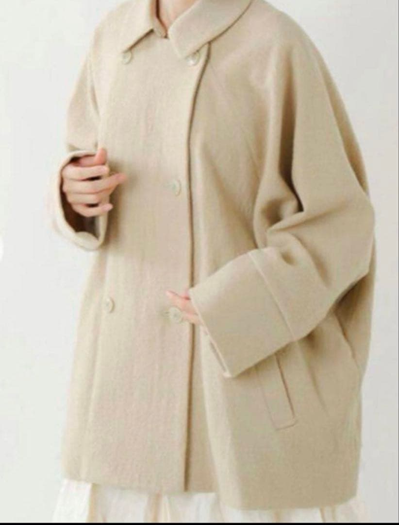 veritecoeur ヴェリテクール トラペーズライン ショートコート