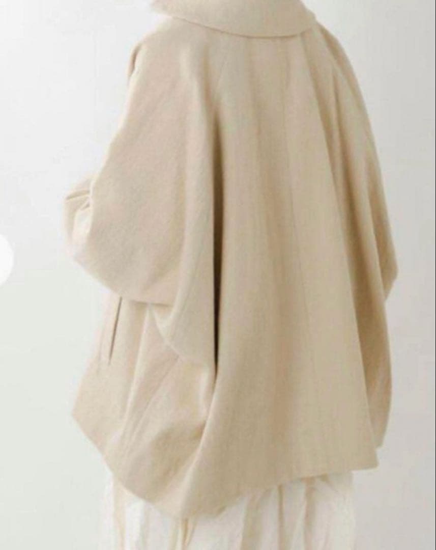 veritecoeur ヴェリテクール トラペーズライン ショートコート