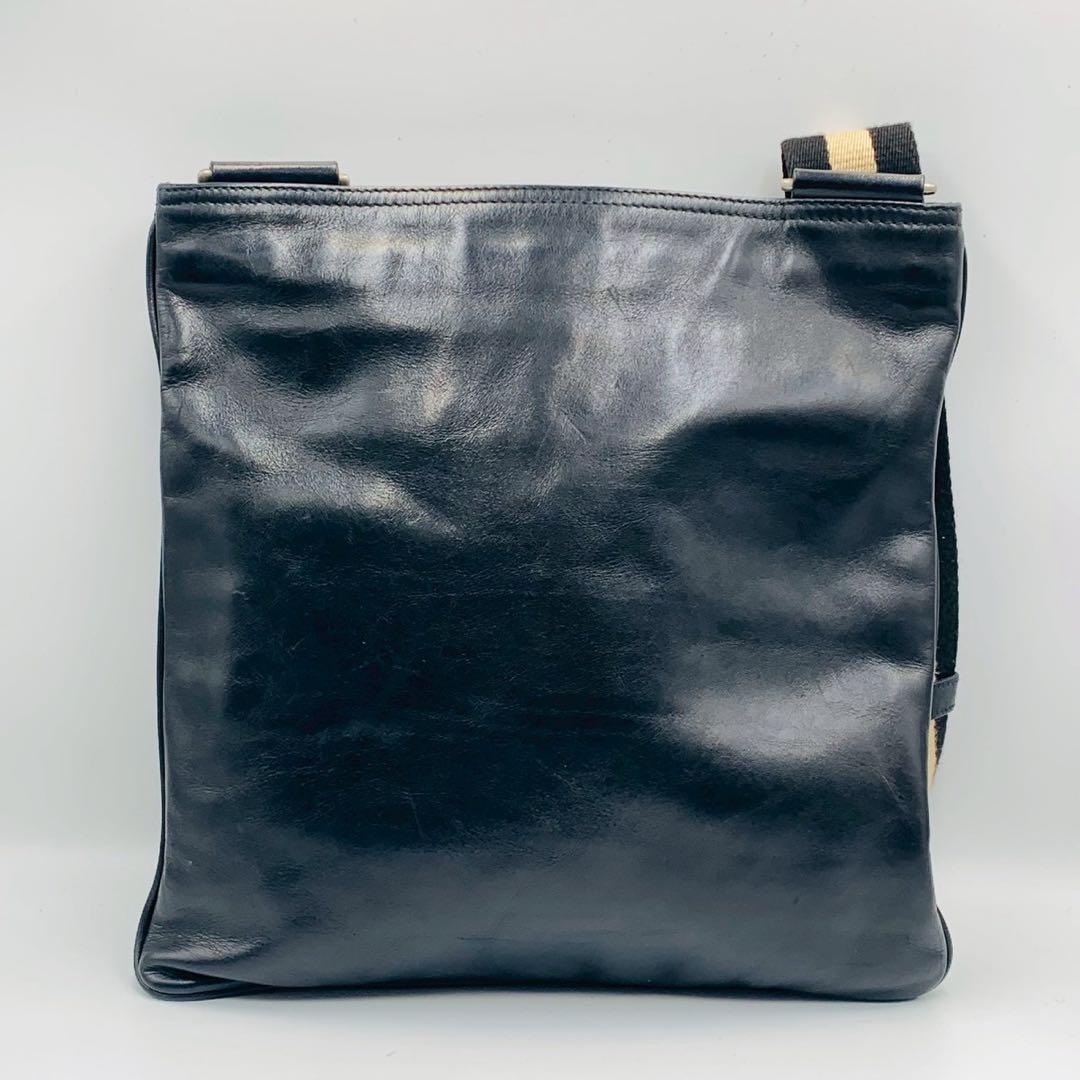 【本物】バリー y2k サコッシュ ショルダーバッグ 本革レザー ブラック