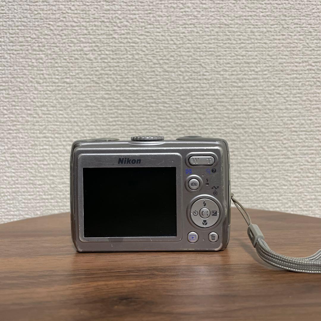 【オールドコンデジ】 Nikon COOLPIX P4